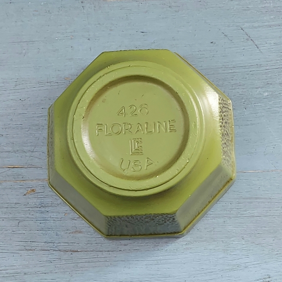 Vintage Floraline Avacodo Planter - Picture 3 of 6